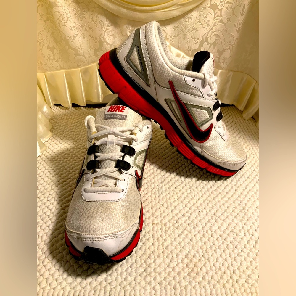 NIKE DUAL FUSION ST MENS SNEAKERS